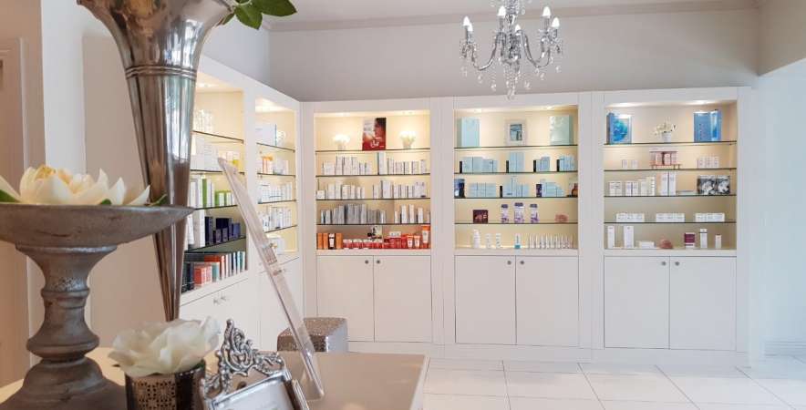 Renewal Institute Bedfordview Product Display Branch Image